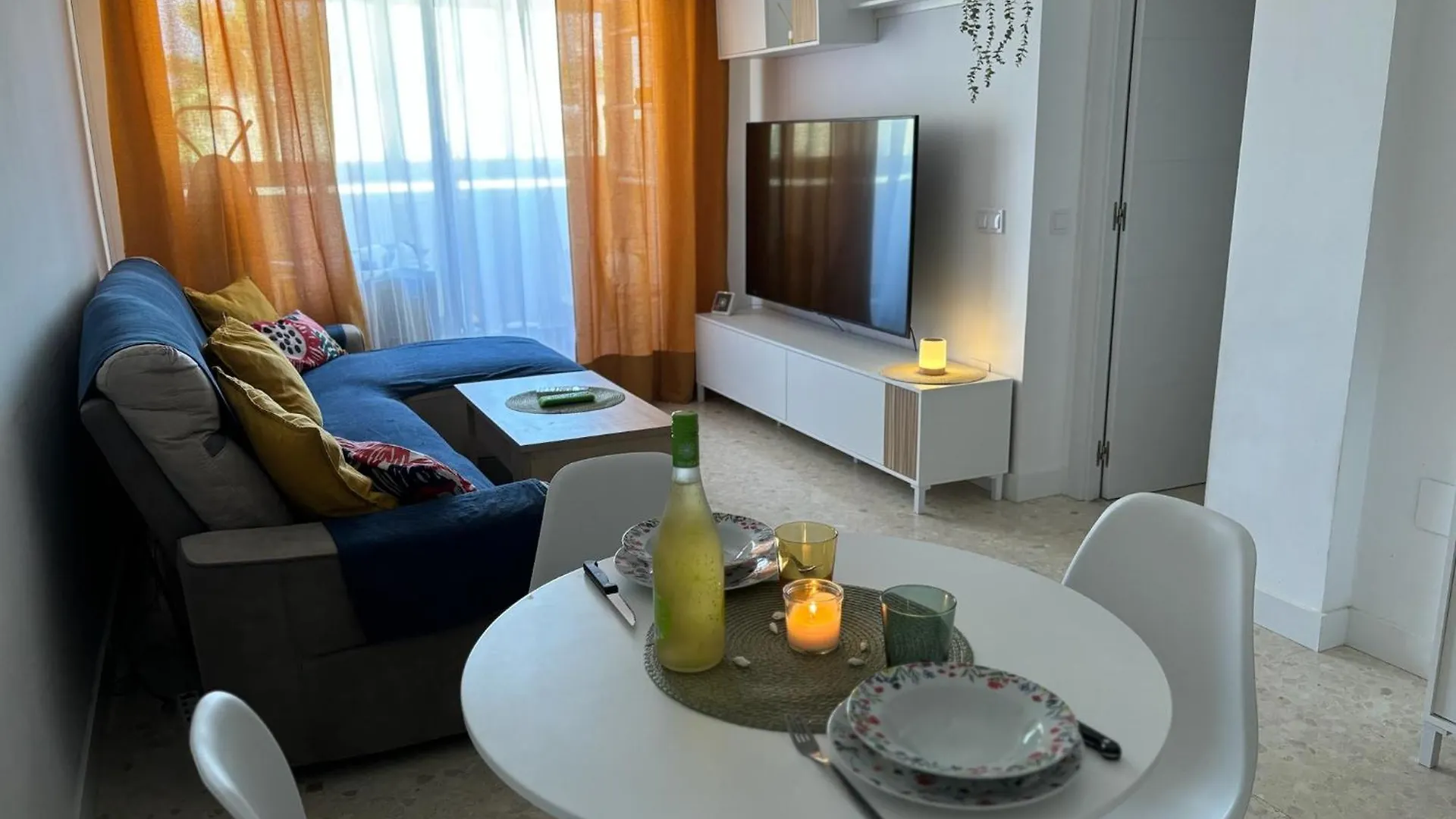 Ohana Beach M&D Torremolinos location